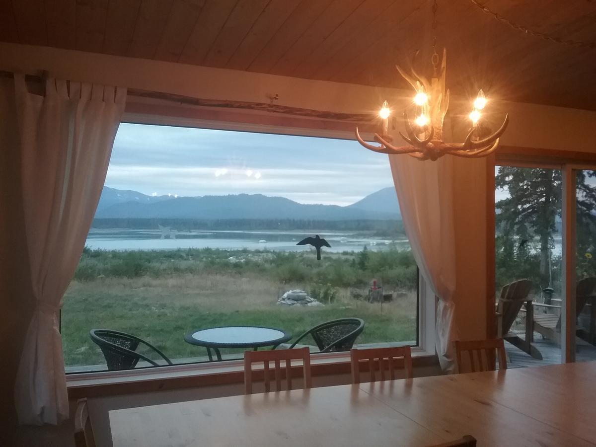 Eagle Bear Lodge Tatla Lake المظهر الخارجي الصورة