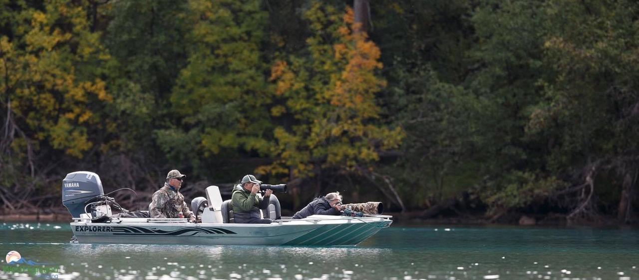 Eagle Bear Lodge Tatla Lake المظهر الخارجي الصورة
